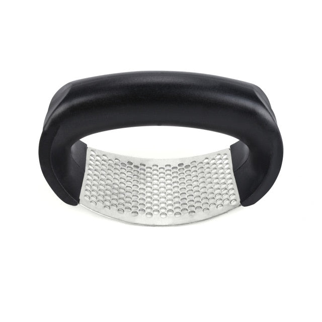 Multi-function Grinding Slicer Stainless Steel O-shaped Garlic Ginger Press Hand Held Kitchen Rolling Crusher Vegetable Tool