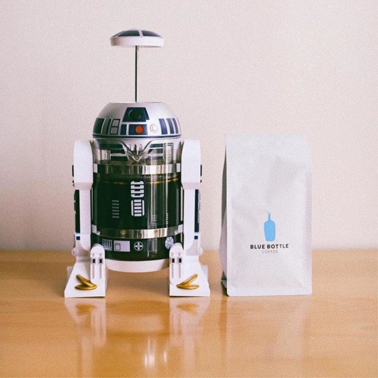 Robot mini coffee maker